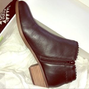 Crown & Ivy Black Ankle Boots